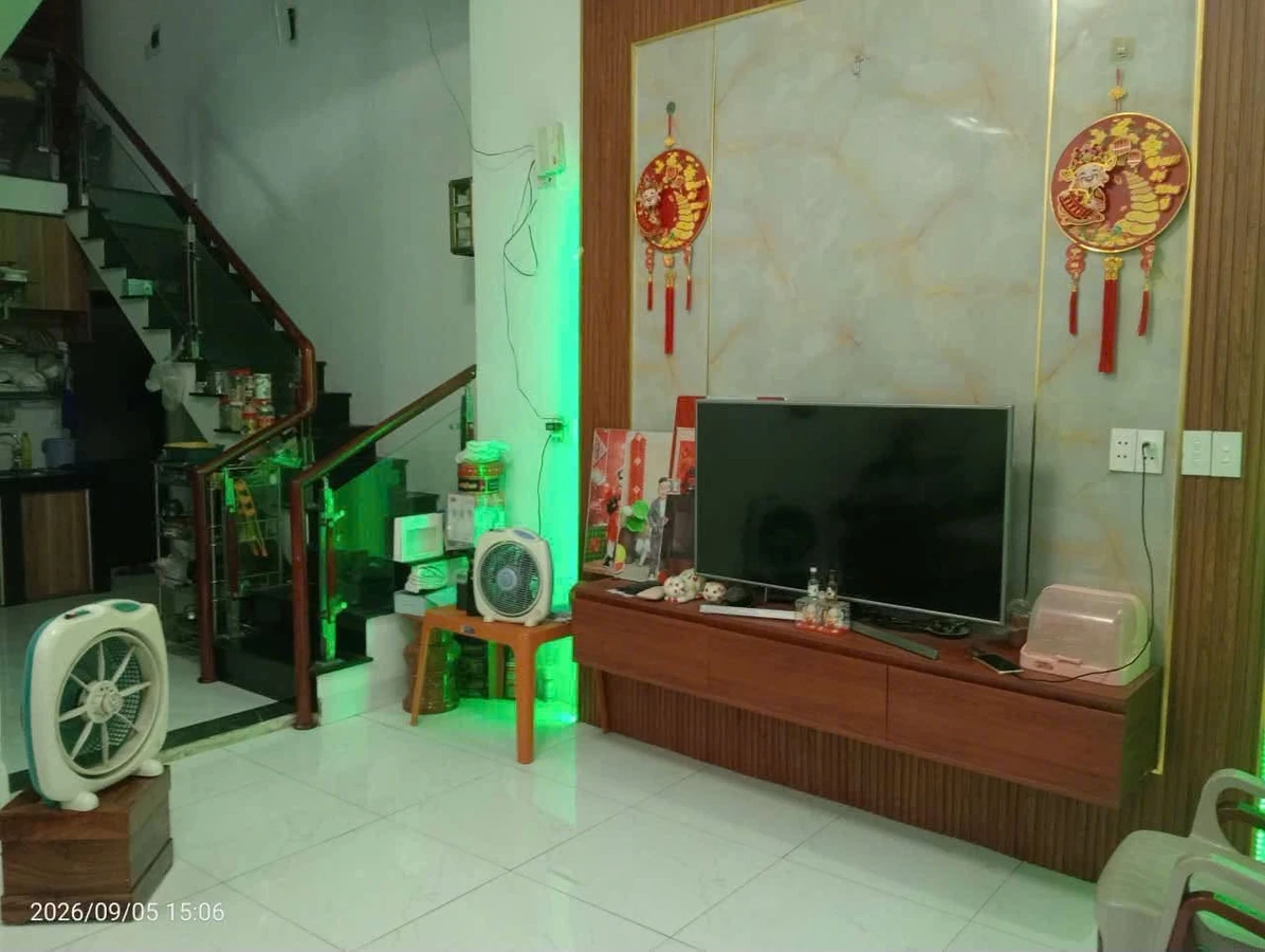 Bán nhà 2 tầng 3PN 64m² gần Lê Lợi - Ảnh 1