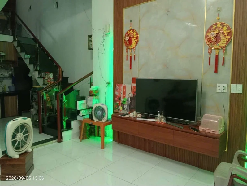 Bán nhà mới hoàn công 91m2, 2 phòng ngủ, hẻm Cá Sòng đường Đồng Khởi, tặng full nội thất maps