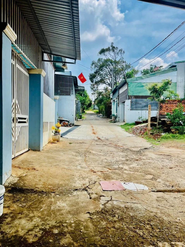 Bán đất hẻm 66 Mai Thị Lựu, Ea Tam, 100m² - 450 triệu