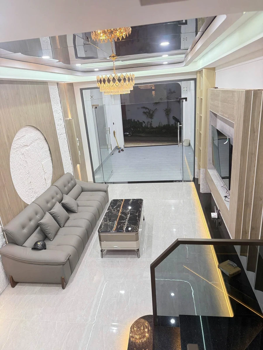Bán nhà mới full nội thất hẻm 53 Phạm Ngũ Lão thông Trần Phú, 4x23m, giá 4,65 tỷ - Ảnh thu nhỏ 2