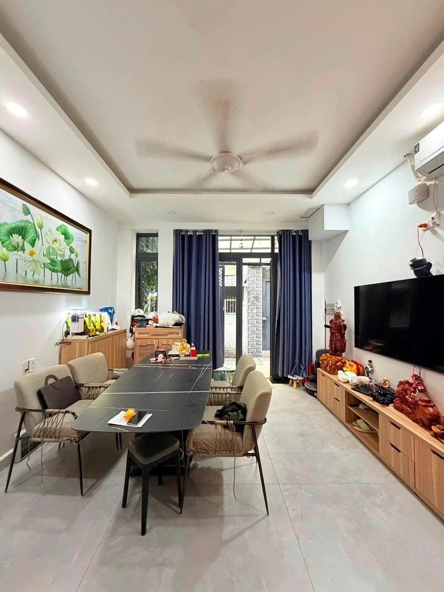 Bán nhà 4 tầng 4 phòng 52m2 Bùi Thị Xuân Quận 3 - Ảnh thu nhỏ 2