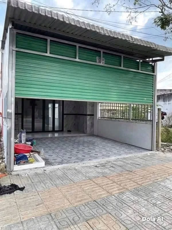 Bán nhà mặt tiền Nguyễn Văn Cánh Bến Tre 108.9m² giá 2.8 tỷ