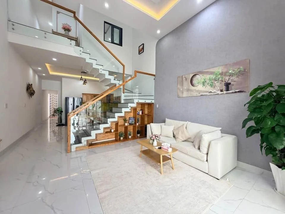 Bán nhà mê lửng 5x22m 3PN Đồng Khởi Quận 1 - Ảnh thu nhỏ 2