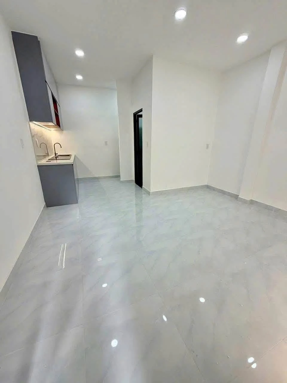Bán nhà mặt tiền cầu chữ Y 50m2, giá 3 tỷ 250 - Ảnh 1