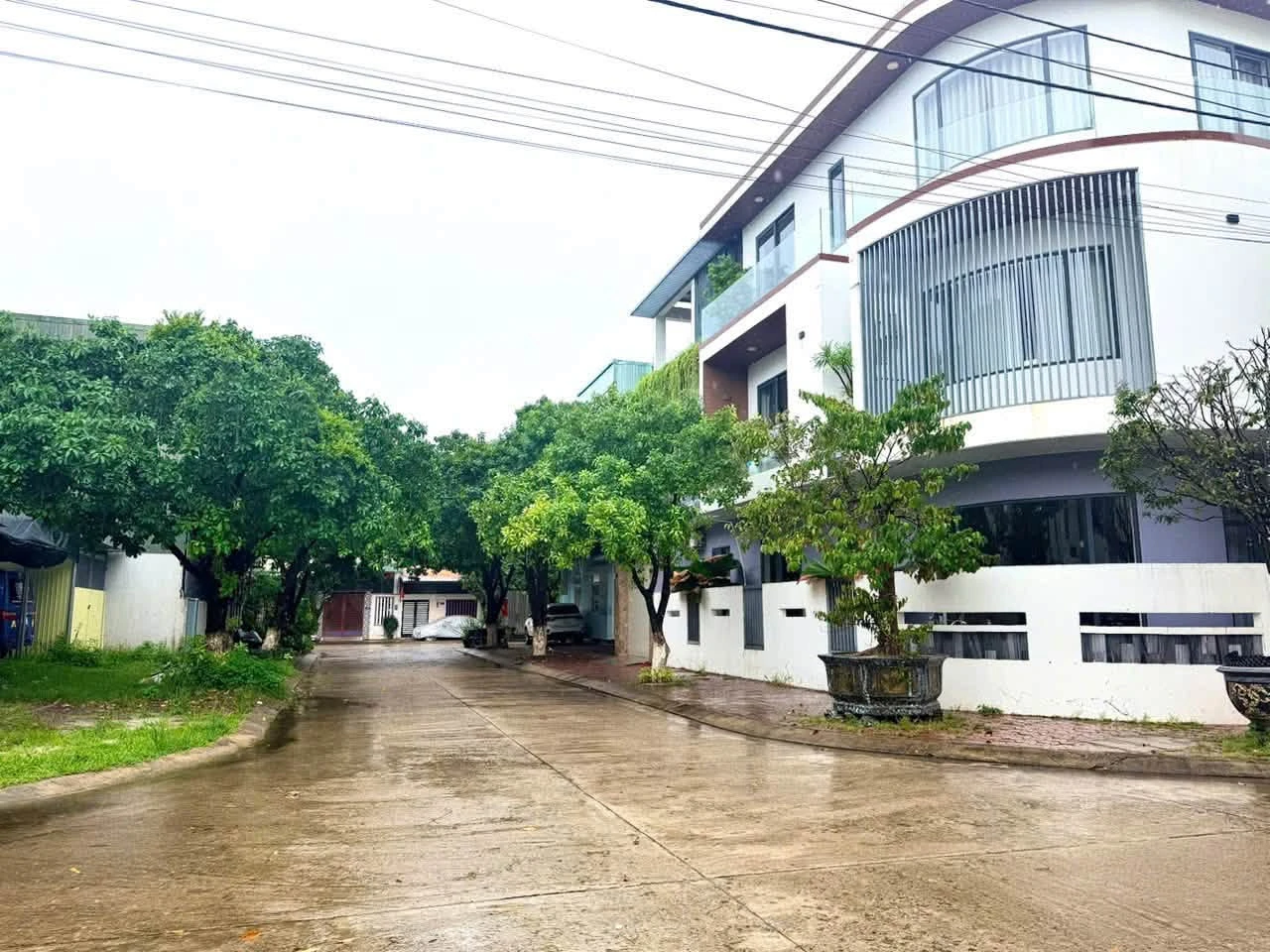 Bán lô góc biệt thự 135m2 đường Chu Văn An, Quảng Ngãi - Ảnh 1