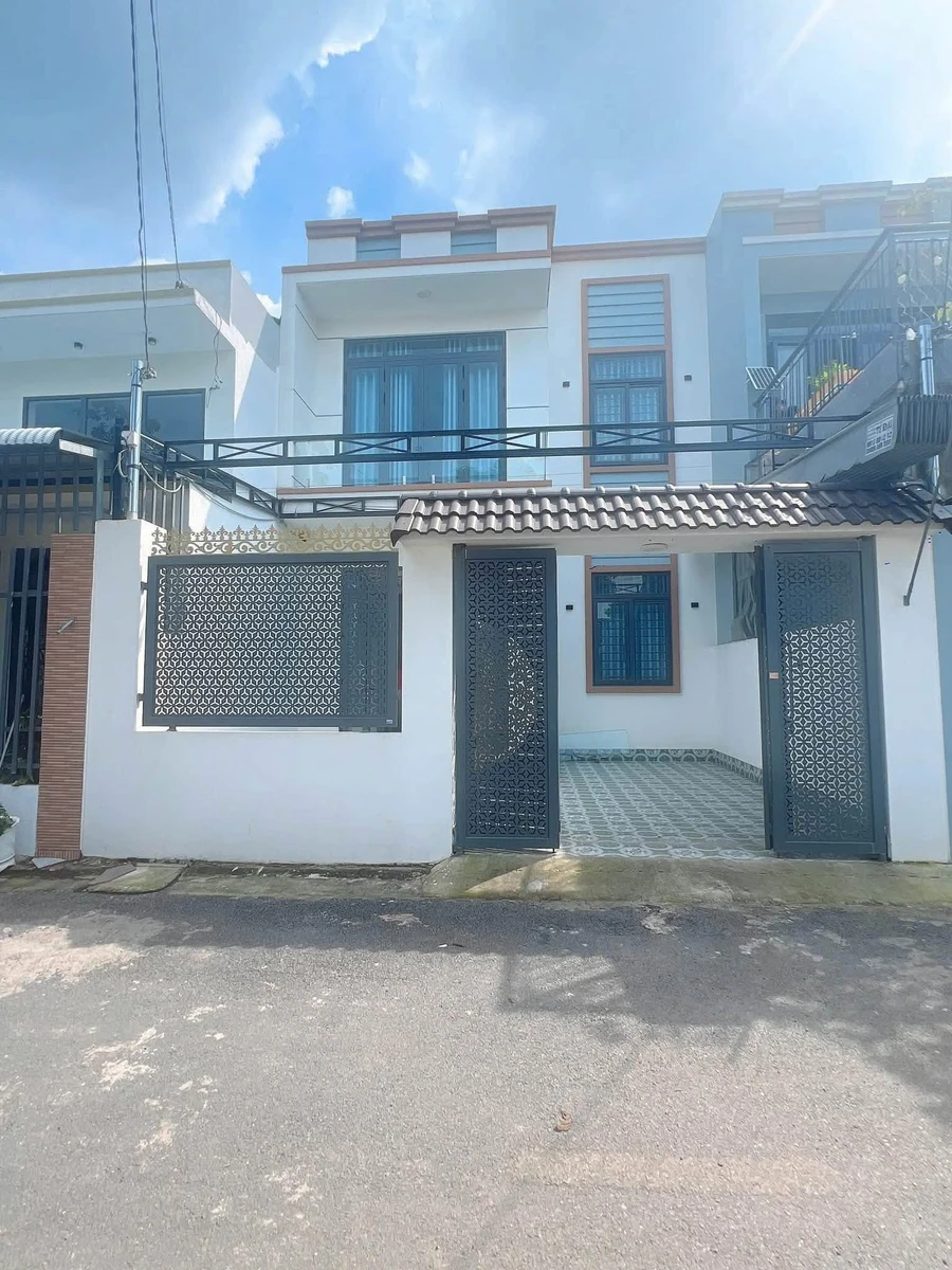 Bán nhà 3 phòng ngủ, 91m2 gần Bình Minh, giá 2 tỷ - Ảnh thu nhỏ 2