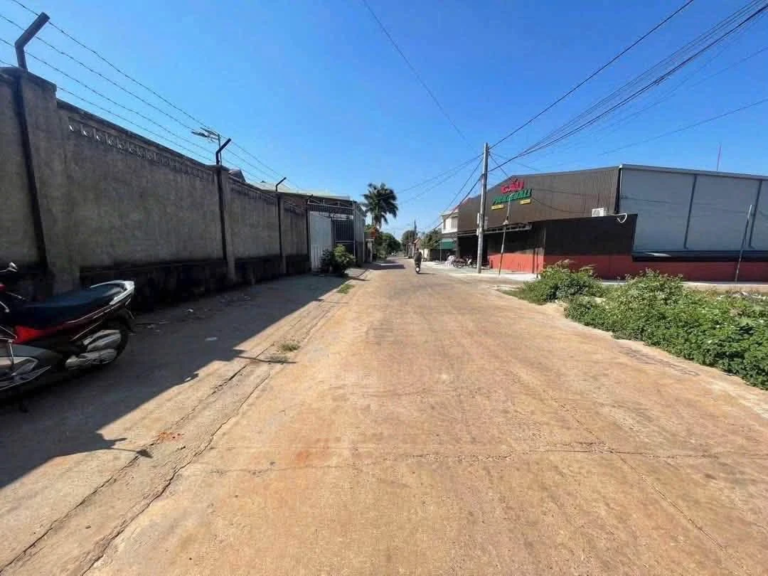 Bán nhà 1 trệt 1 lầu 237,5m² đường Đồng Khởi 9,5 tỷ - Ảnh 1