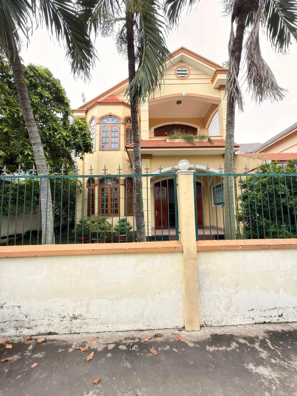 Biệt thự bán Biên Hòa 6PN, 372m², 16 tỷ