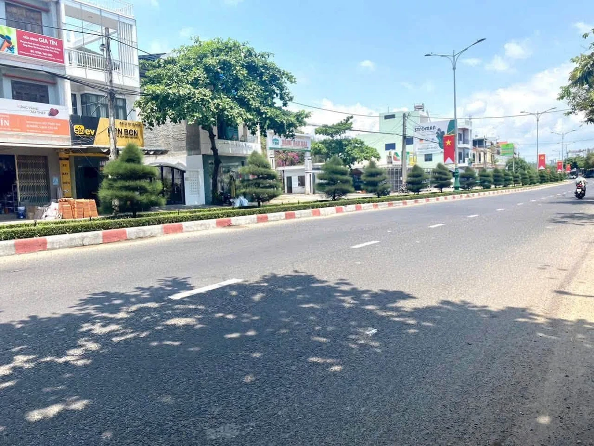 Bán lô đất 111,3m² Đại Lộ Nguyễn Tất Thành, Đắk Lắk 3,3 tỷ - Ảnh thu nhỏ 2