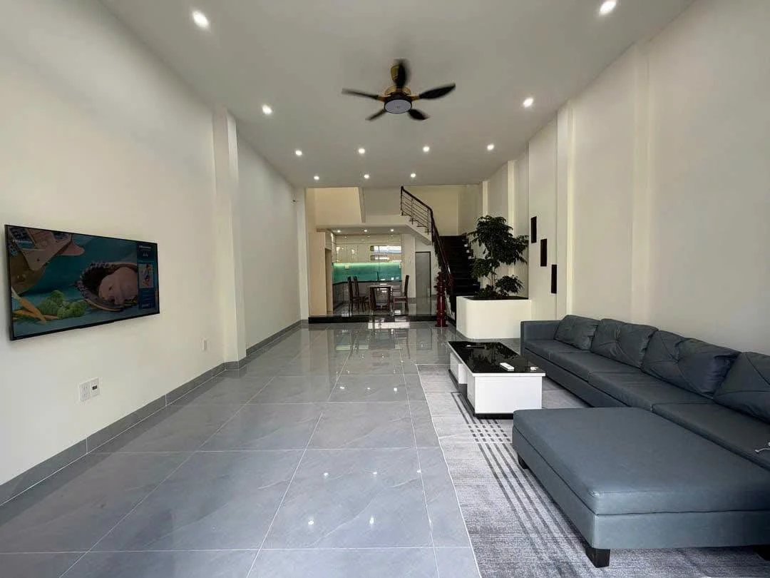 Bán nhà 3,5 tầng mặt tiền Ngô Thị Liễu, 5PN, 82,5m², 10,95 tỷ, Đà Nẵng - Ảnh thu nhỏ 2