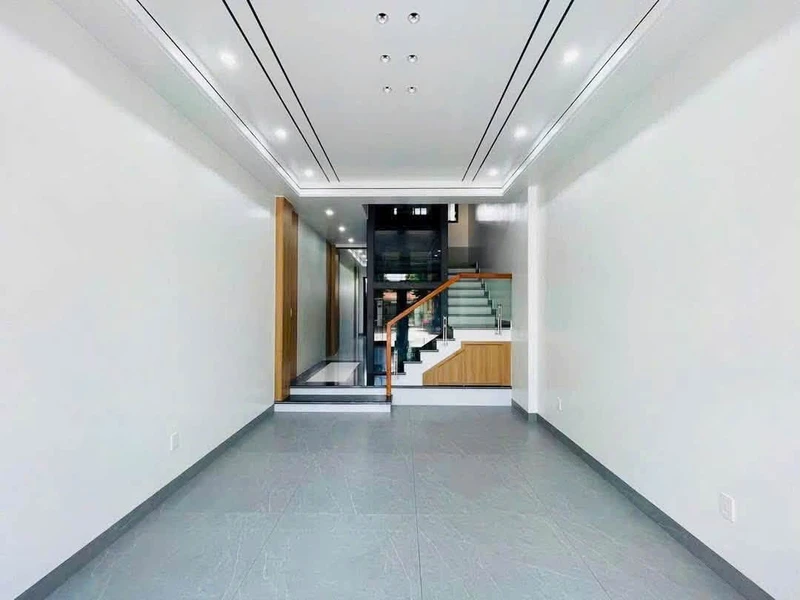Bán nhà 5 tầng 60m2 thang máy Lê Hồng Phong Hải An Hải Phòng 12.6 tỷ