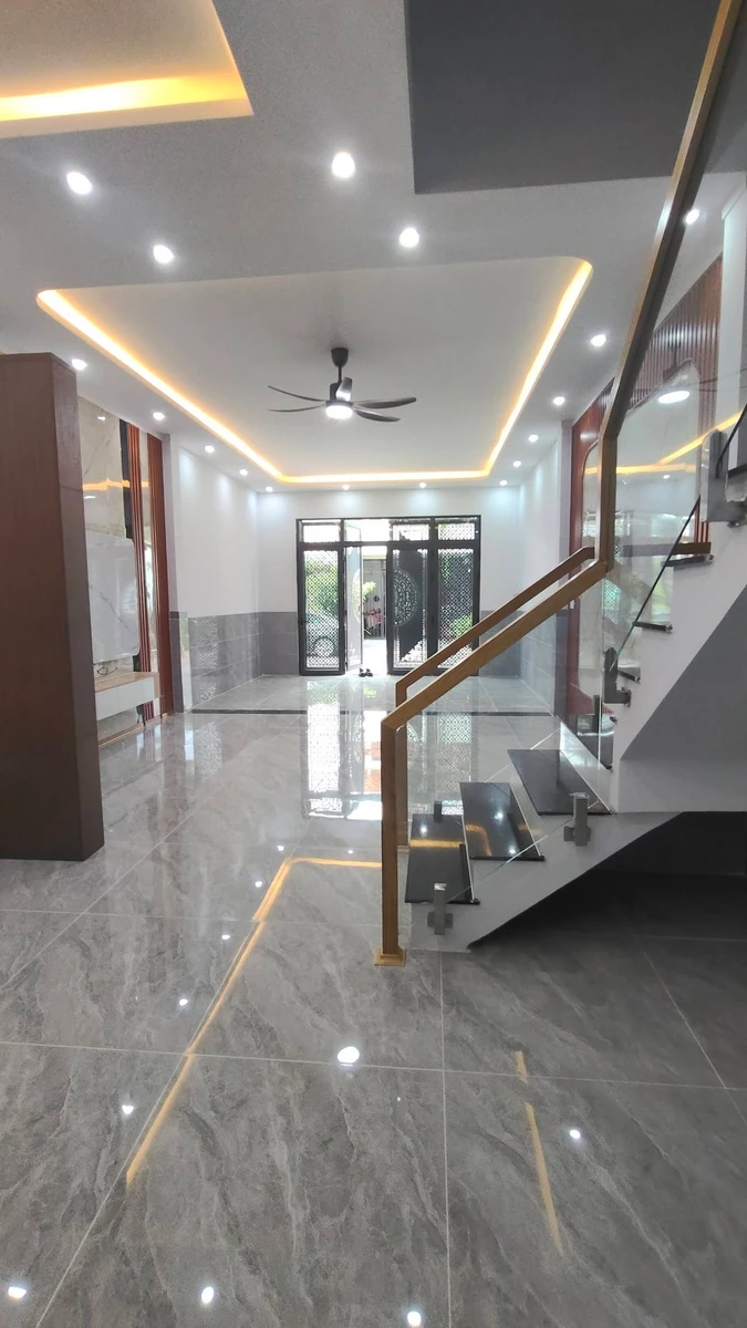 Bán nhà 3PN, 2WC, 90m2 gần Đồng Khởi, Quận 1 - Ảnh thu nhỏ 3