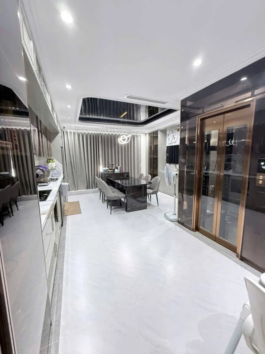 Bán biệt thự cao cấp Văn Cao, 60m², 5 tầng, 8.3 tỷ - Ảnh 1