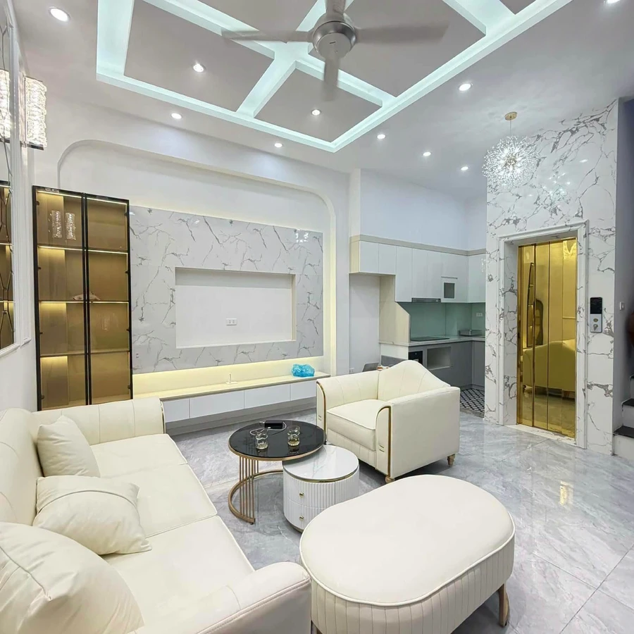 Bán nhà 6 tầng thang máy 32m² mặt tiền 5m phố Xã Đàn, Đống Đa, Hà Nội - Ảnh 1