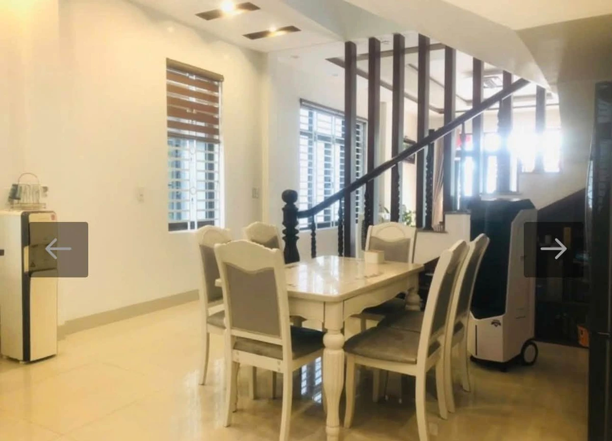 Bán nhà 3 tầng mặt tiền Thế Lữ, 240m² Đà Nẵng 10.7 tỷ - Ảnh thu nhỏ 2