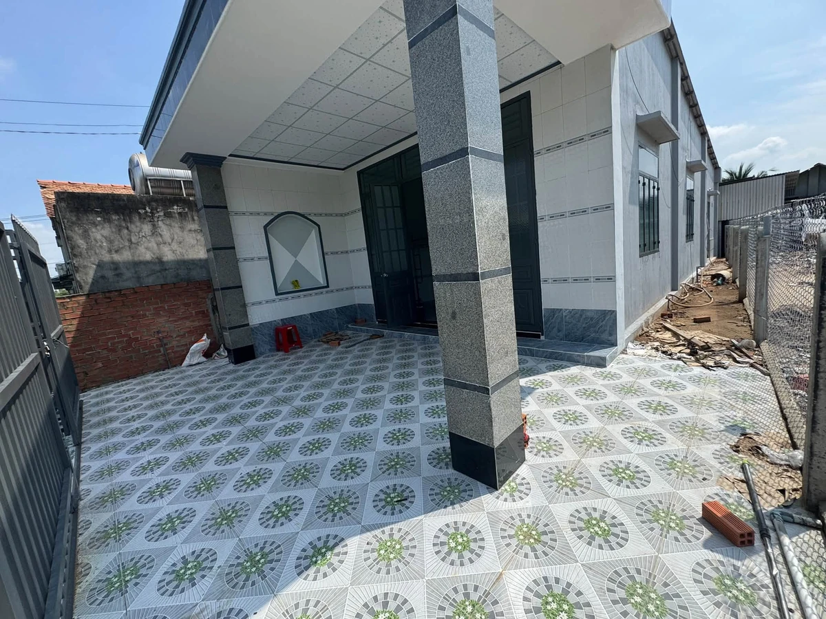 Bán nhà Tây Ninh 120m2 giá 1 tỷ 500 triệu - Ảnh thu nhỏ 5