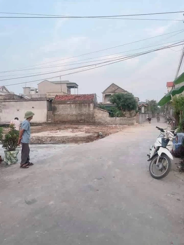 Nhà cấp 4 bán 1,08 tỷ, 115m2, 3PN Đồng Khởi Bình Dương 10209c30535