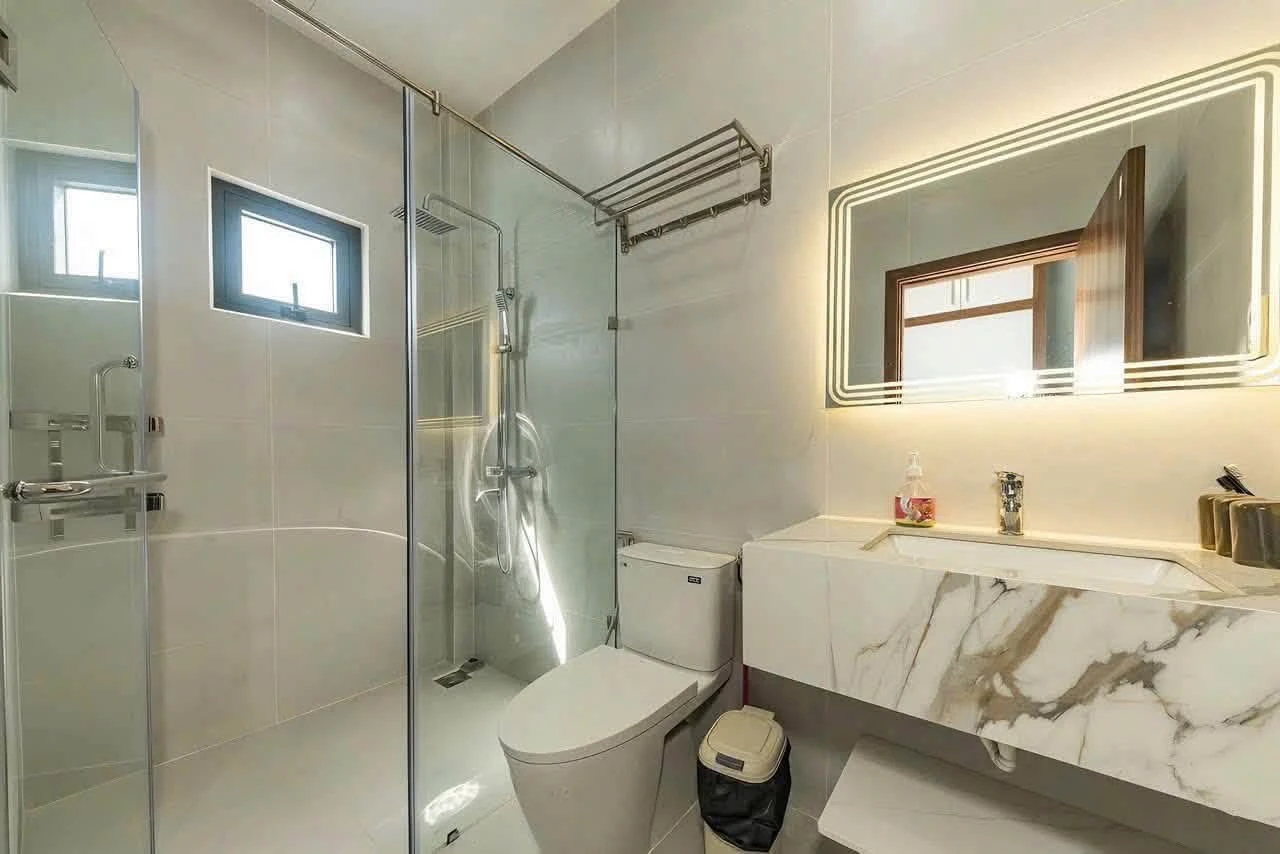 Bán gấp homestay 4 phòng 220m2 đang kinh doanh gần chợ Đà Lạt giá 7,5 tỷ - Ảnh 1