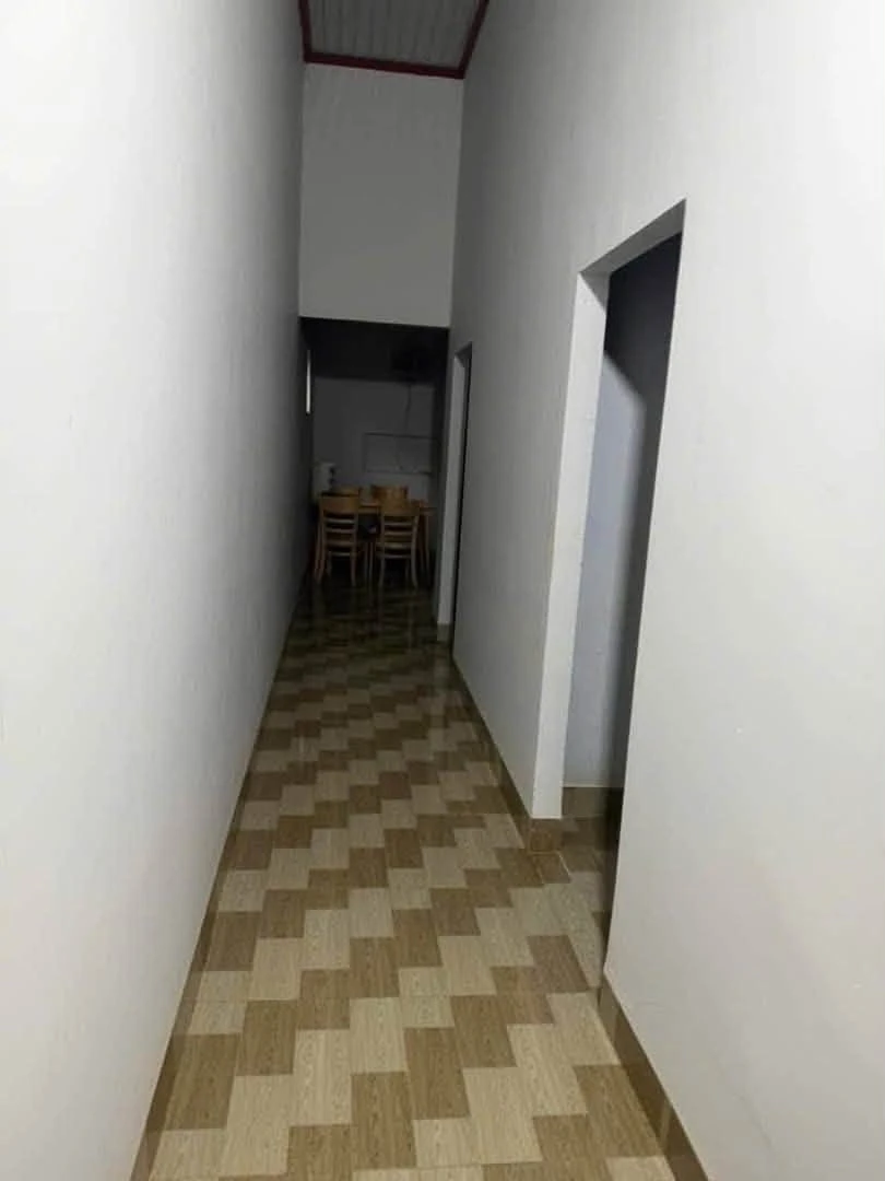 Bán nhà hẻm đường Phạm Văn Đồng gần chợ đầu mối, 4x20m, 2 phòng ngủ, giá 1,69 tỷ - Ảnh thu nhỏ 4