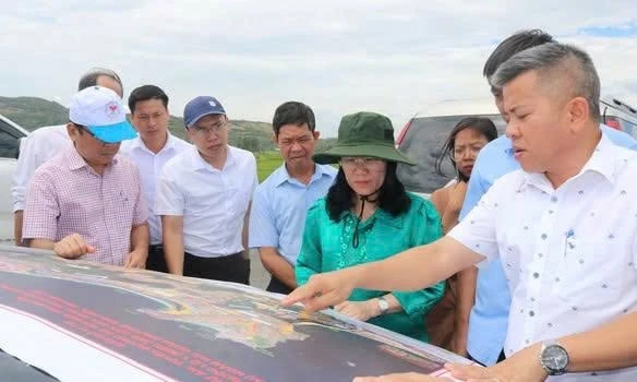 Bán đất ven biển 240m2 Xã Ô Loan Khánh Hòa - Ảnh thu nhỏ 2