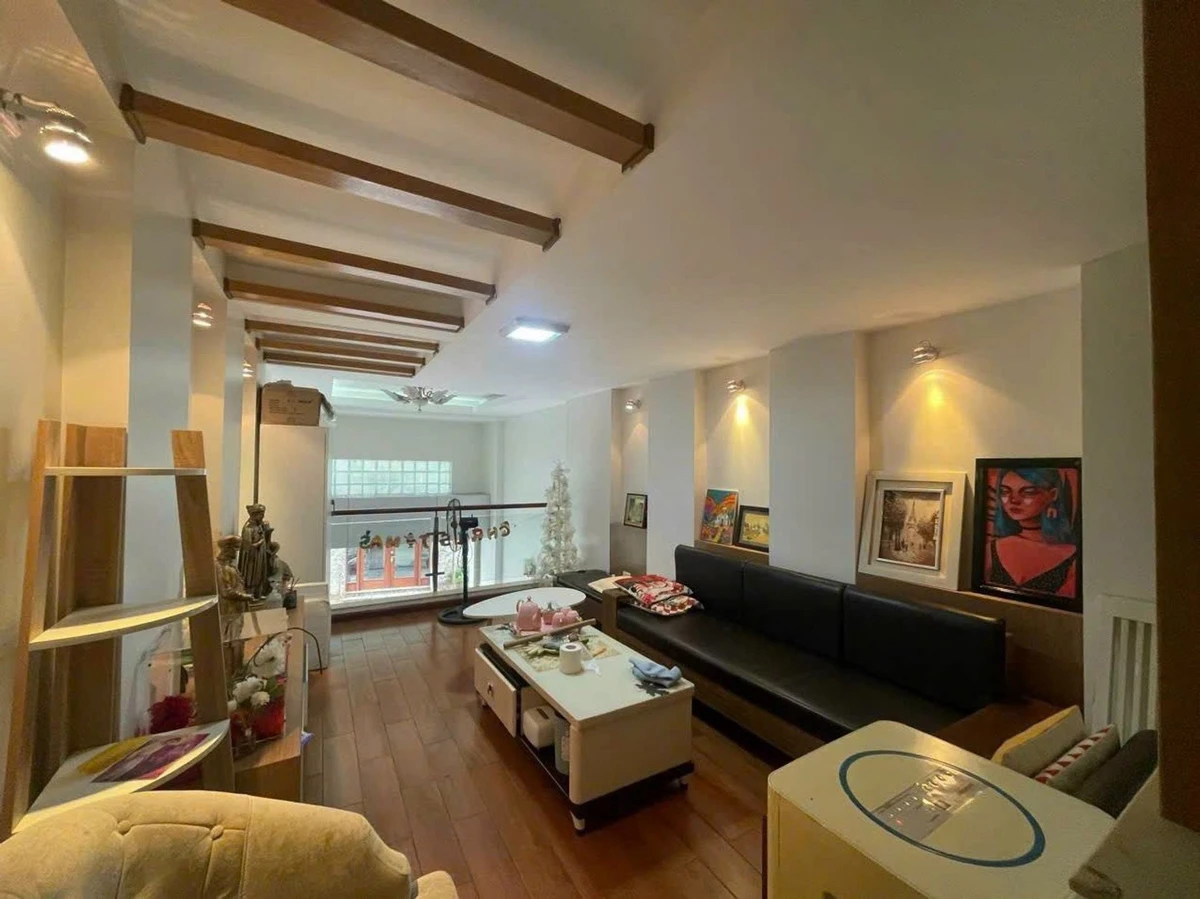Bán nhà phố Lâm Hạ 40m2 5 tầng 3PN - 16 tỷ - Ảnh thu nhỏ 3
