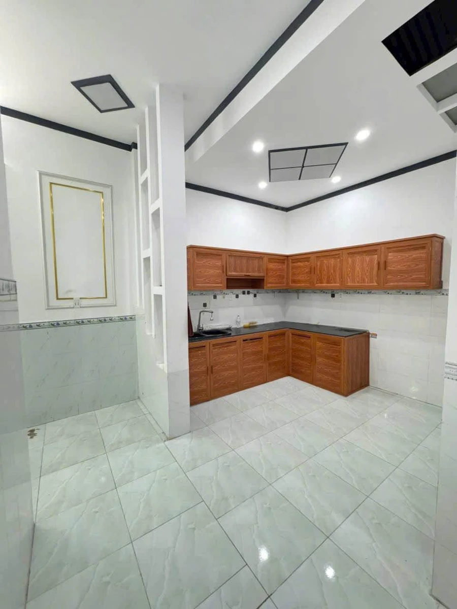 Bán nhà sổ riêng 5,1x25m Quận 12, giá 2 tỷ 650 - Ảnh thu nhỏ 2