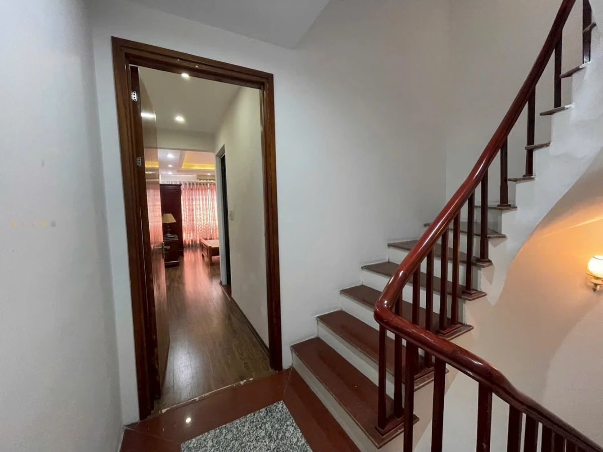 Bán nhà 36m² 3 phòng ngủ Long Biên 8 tỷ - Ảnh thu nhỏ 4