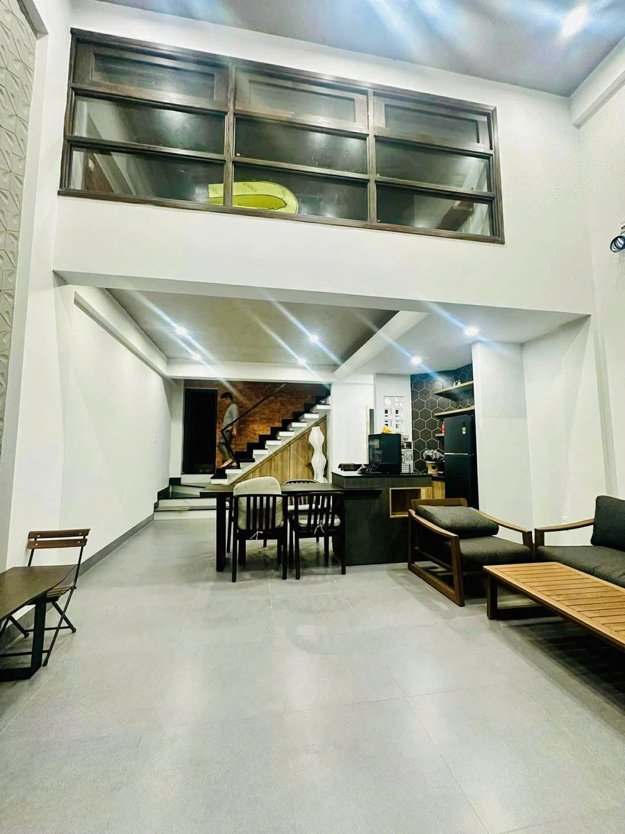 Bán nhà mặt tiền gần biển Xuân Diệu 53m² 4 phòng ngủ, 4 tỷ - Ảnh thu nhỏ 2