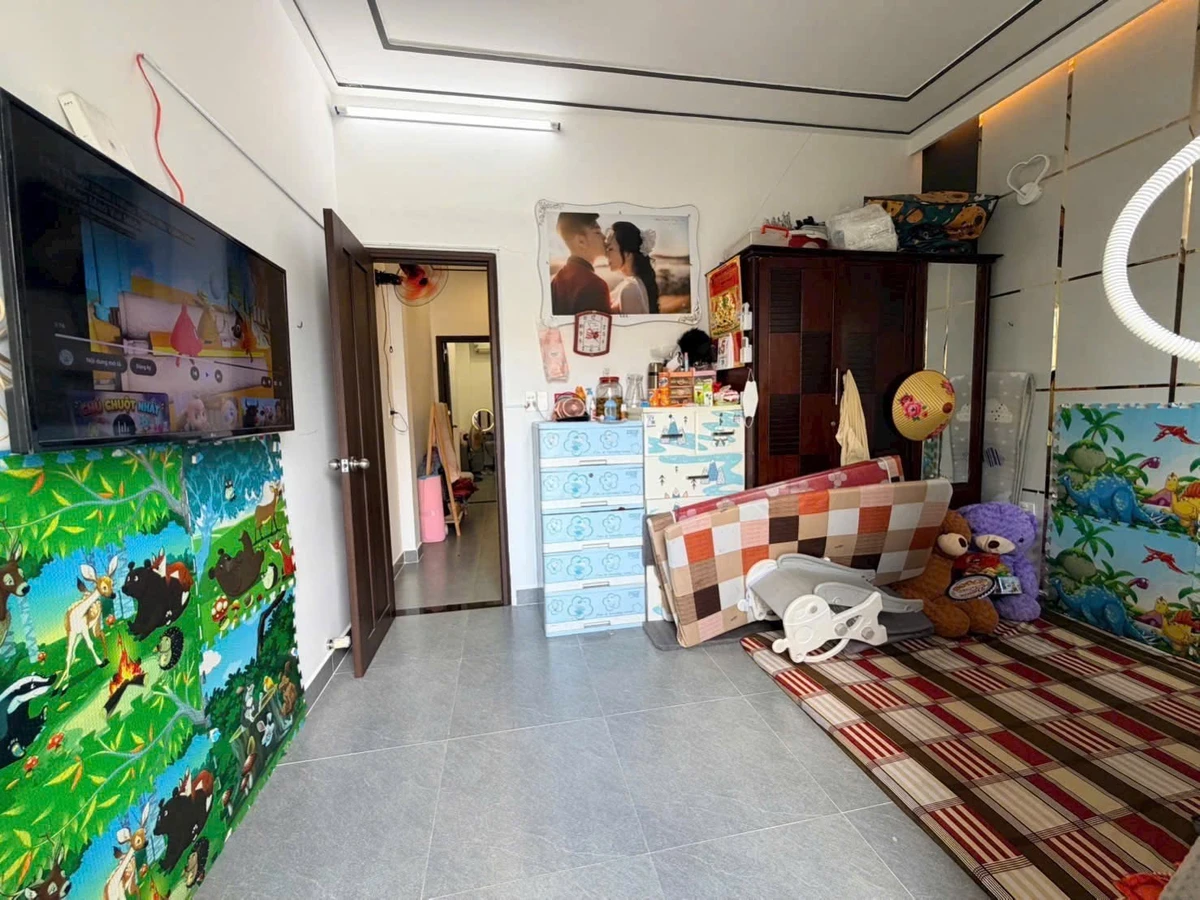Bán nhà 3 tầng 56m2 hẻm xe hơi Thạnh Lộc 19, Quận 12, giá 4,6 tỷ - Ảnh thu nhỏ 3