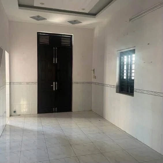 Bán nhà mặt tiền 200m² Phan Thiết giá 3.7 tỷ - Ảnh thu nhỏ 3