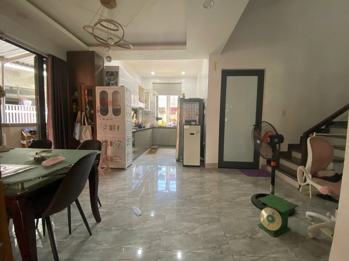 Bán nhà 3 tầng kiệt Lê Quý Đôn, đất 141m2, 4 phòng ngủ, giá 7,5 tỷ, Huế - Ảnh thu nhỏ 3