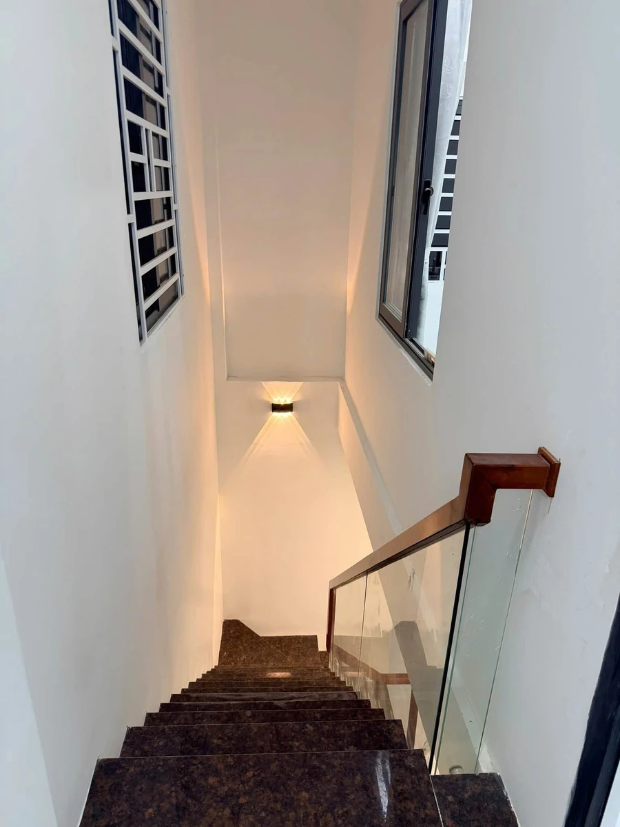 Bán nhà mặt tiền kinh doanh 87,4m2 Vạn Hoà, Nha Trang - Ảnh thu nhỏ 5