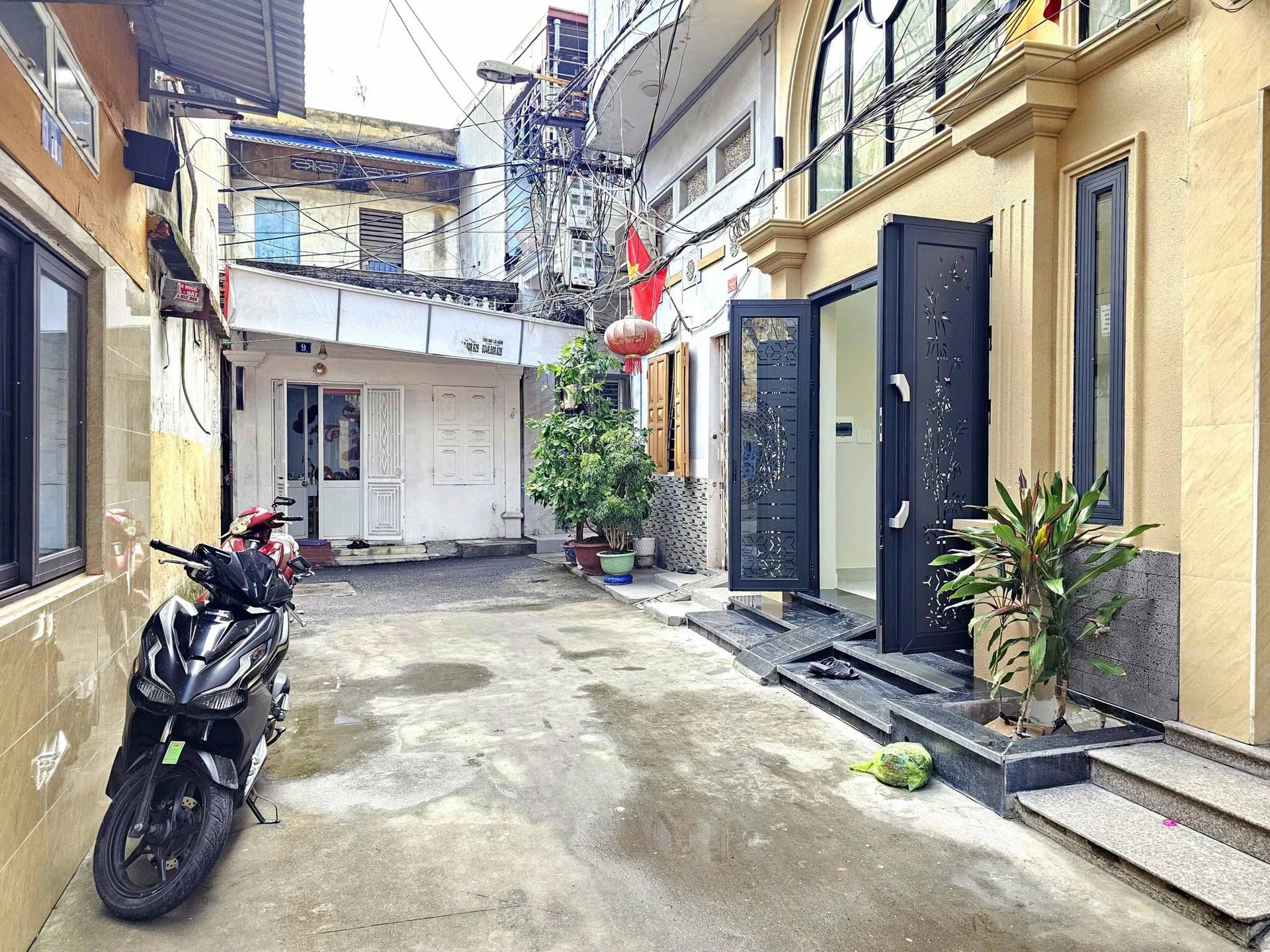 Bán nhà 3 tầng 32m² Tôn Đức Thắng Bình Tân - Ảnh 1