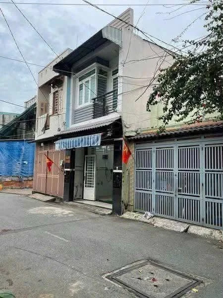 Bán nhà 1 trệt 1 lầu 100m2 đường Trịnh Như Khuê, gần chợ Bình Chánh, giá 1,5 tỷ - Ảnh thu nhỏ 3