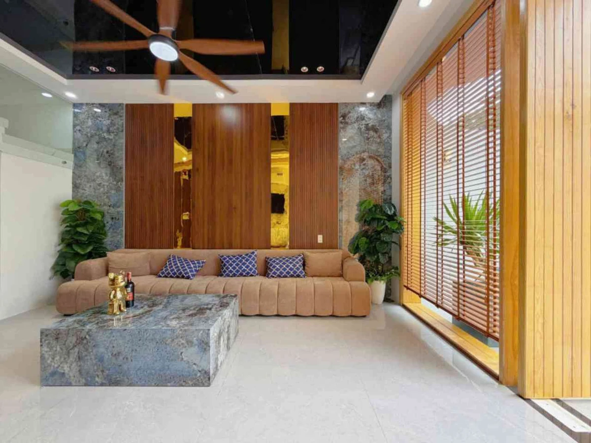 Bán nhà mặt tiền 3 tầng 300m² có hồ bơi Ngũ Hành Sơn - Ảnh thu nhỏ 2