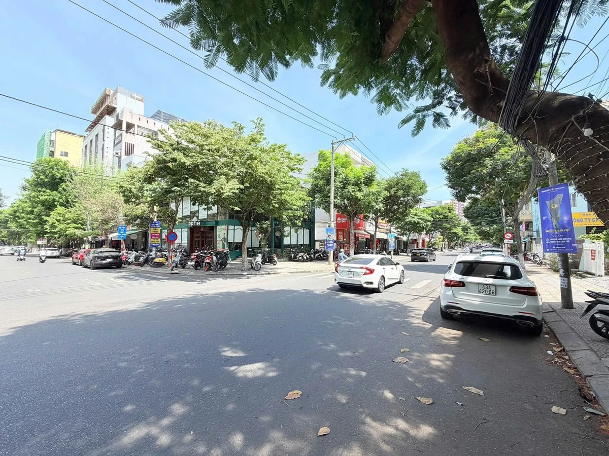Bán nhà mặt tiền Nguyễn Chí Thanh, 123m², 16,8 tỷ, Hải Châu - Ảnh 1