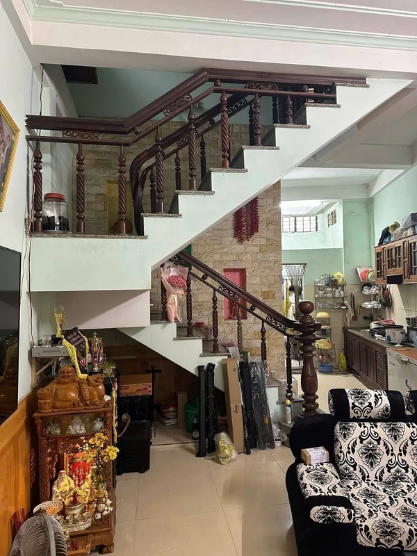 Bán nhà 2 tầng 40.5m² Trần Quang Khải Huế 1,8 tỷ
