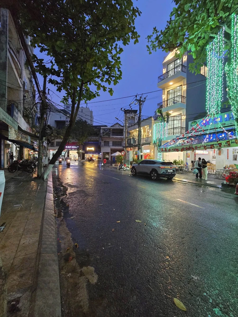 Bán nhà mặt tiền Lê Lợi, Đà Nẵng, 110m2, 7.8 tỷ - Ảnh thu nhỏ 2