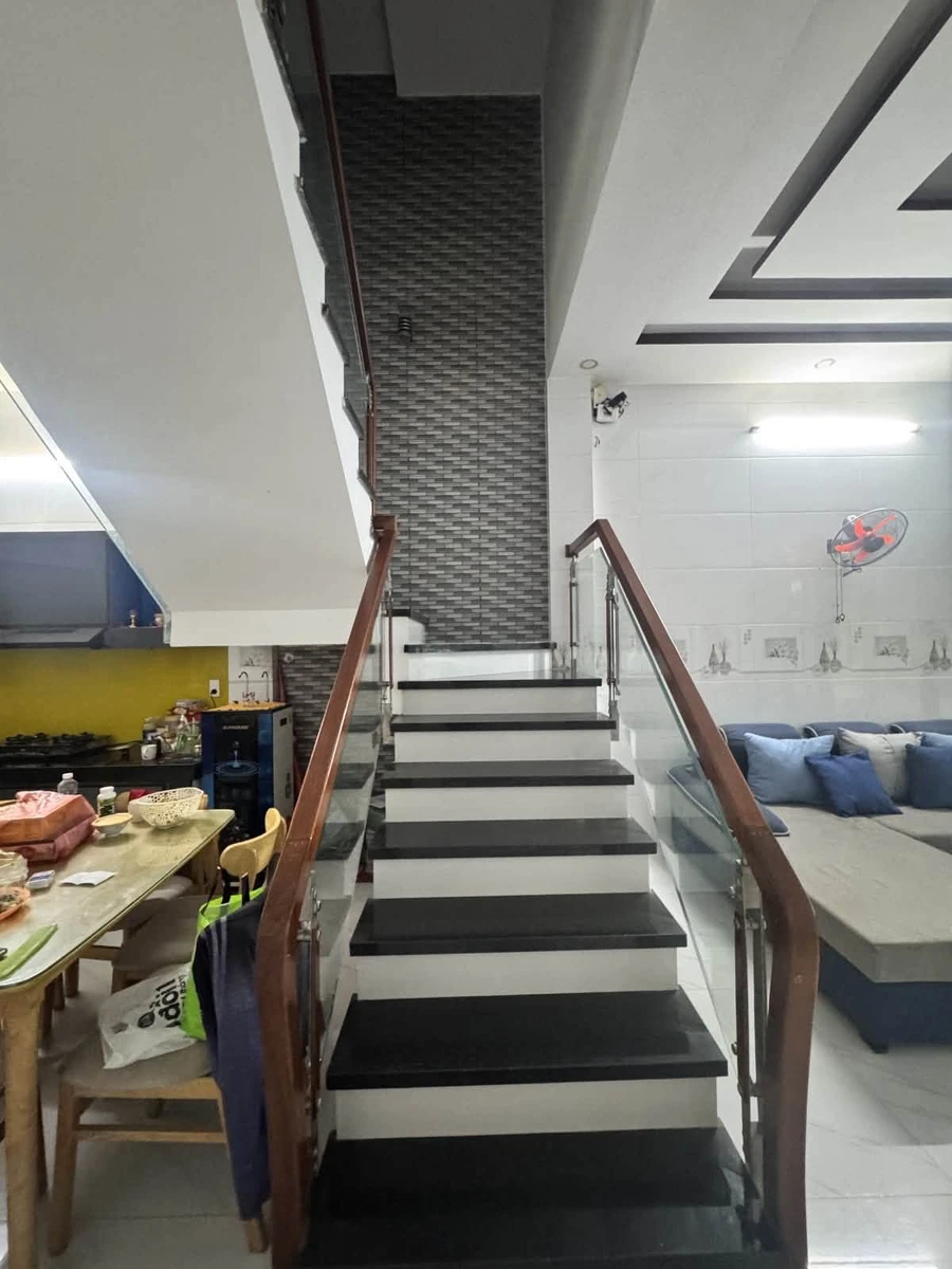 Bán nhà 3 tầng ngang 5m, 61,5m² đường Võ Duy Ninh, Sơn Trà, Đà Nẵng, giá 8,5 tỷ - Ảnh thu nhỏ 2