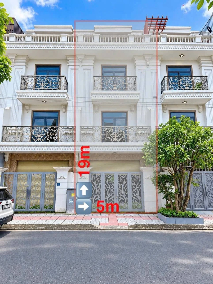 Bán nhà thô 1 trệt 3 lầu mặt tiền đường F2 KDC Bửu Long 3, 95m², giá 5,5 tỷ - Ảnh 1