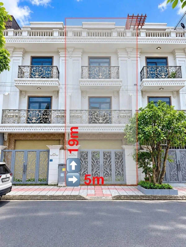 Bán nhà thô 1 trệt 3 lầu mặt tiền đường F2 KDC Bửu Long 3, 95m², giá 5,5 tỷ