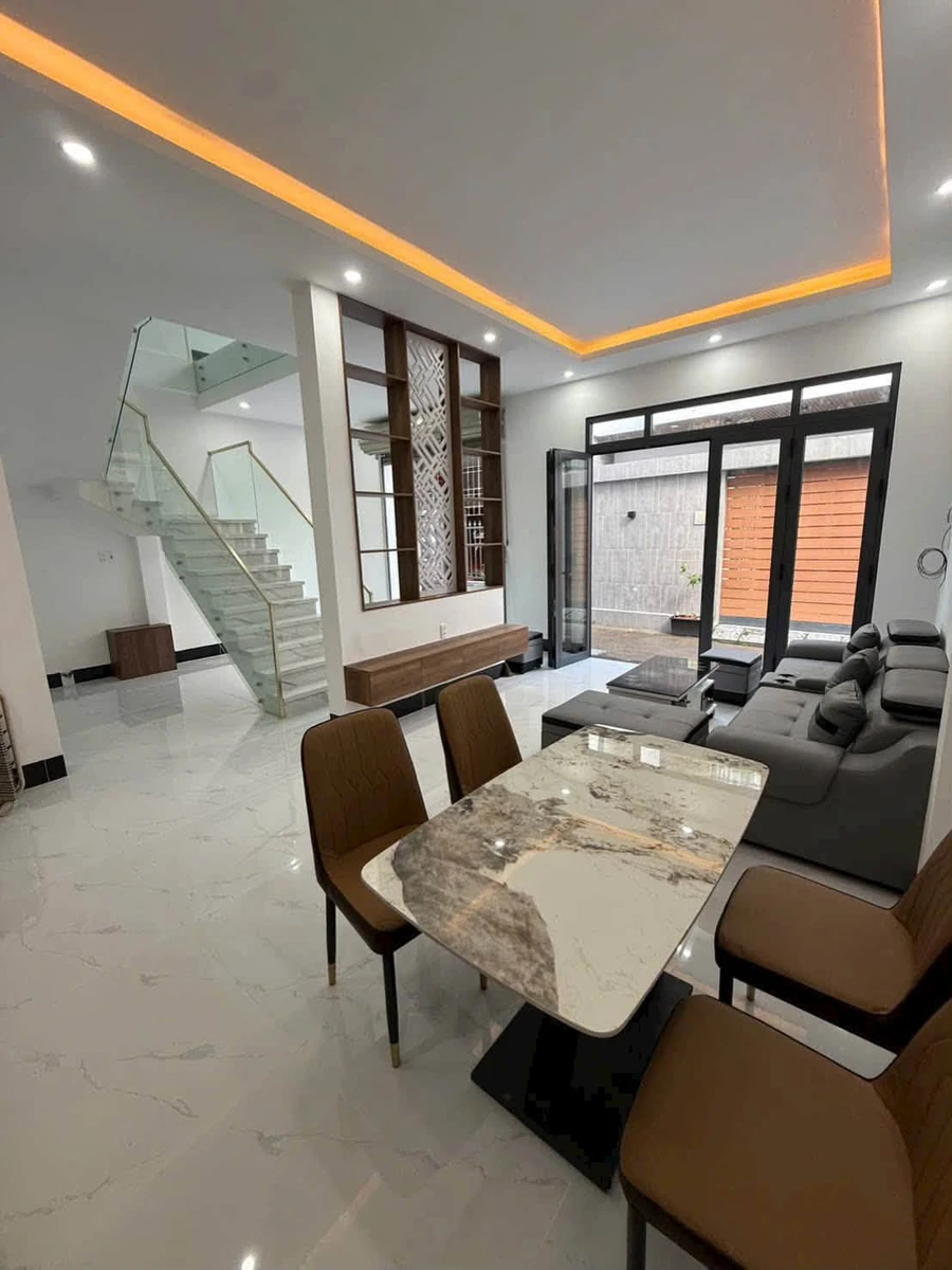 Bán nhà 1 trệt 1 lầu 2PN Rạch Giá 1.75 tỷ - Ảnh thu nhỏ 3