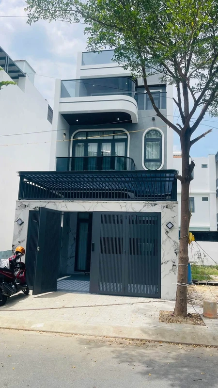 Bán nhà 3 tầng đường 47 Mỹ Gia Nha Trang 230m² 8.5 tỷ