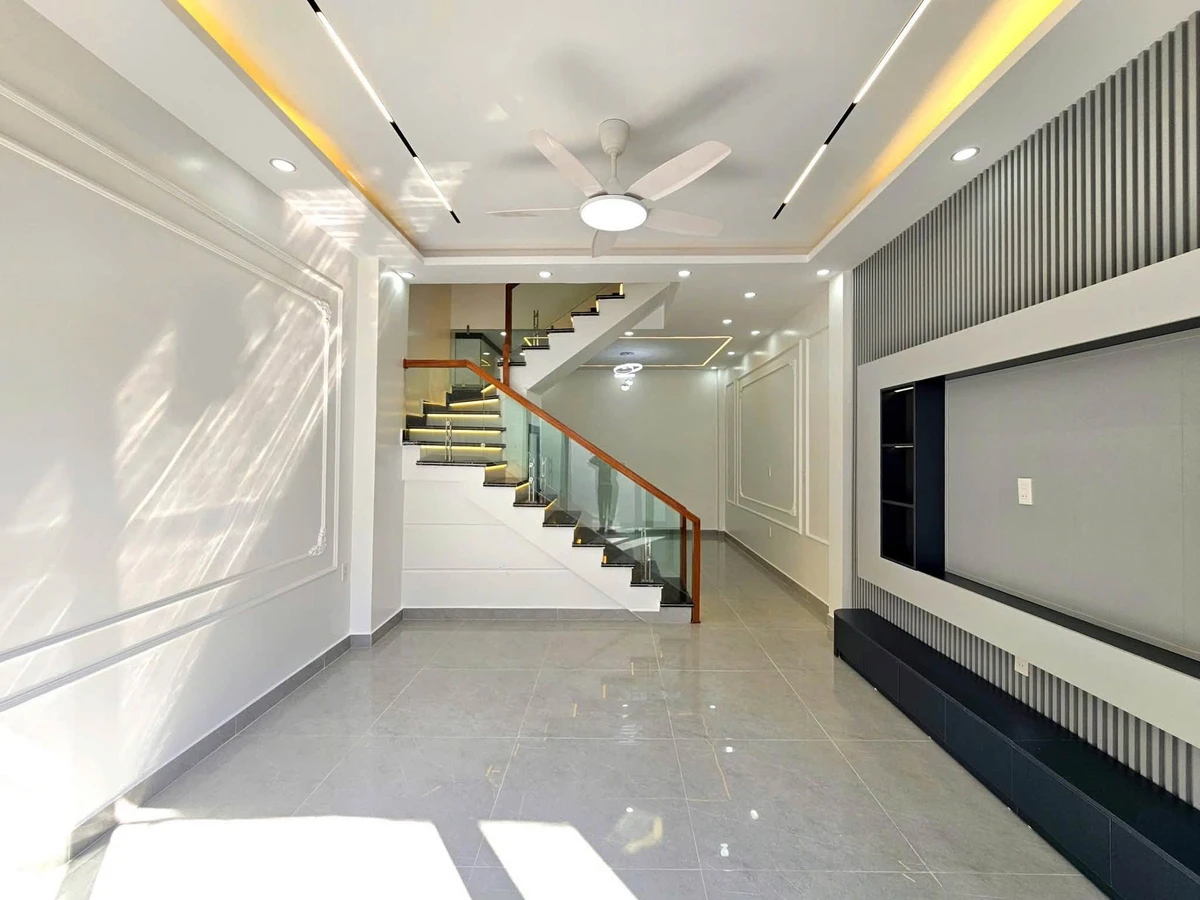 Bán nhà phố 39m² 3 tầng mới xây Tôn Đức Thắng - Ảnh 1
