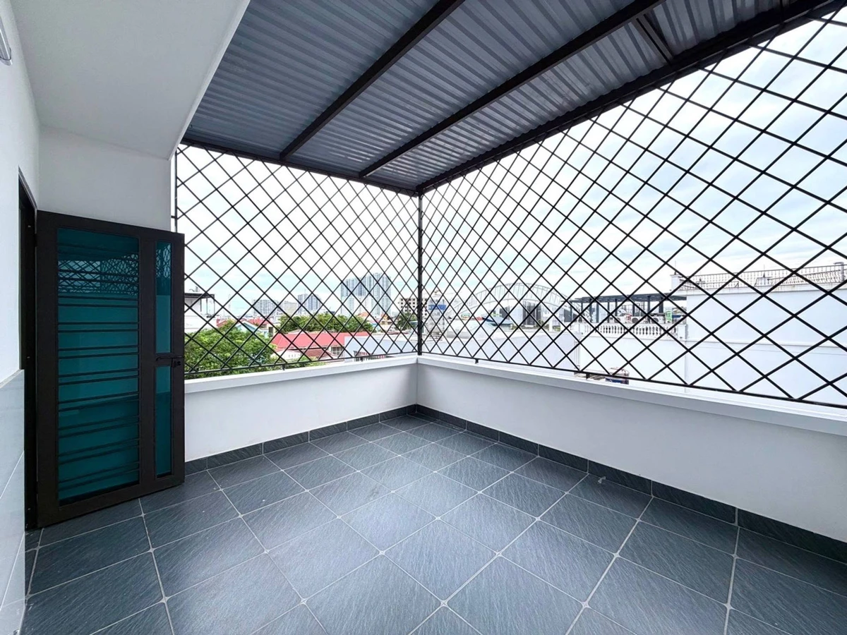 Bán nhà 4,5 tầng 52m2 Võ Nguyên Giáp, Quận 12 - 5,95 tỷ - Ảnh thu nhỏ 3