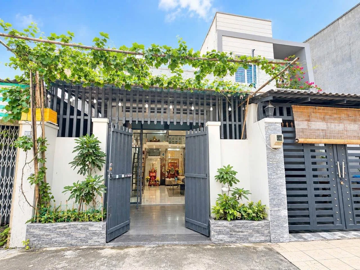 Bán nhà 3PN 62m² hẻm xe hơi Tân Bình 3,7 tỷ - Ảnh 1