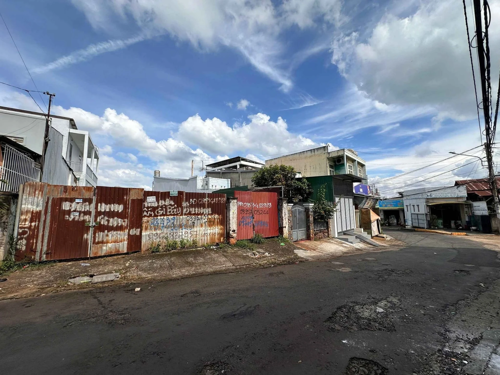 Bán đất mặt tiền 358m2 đường Nguyễn Cư Trinh, trung tâm Buôn Ma Thuột giá 8,5 tỷ - Ảnh 1