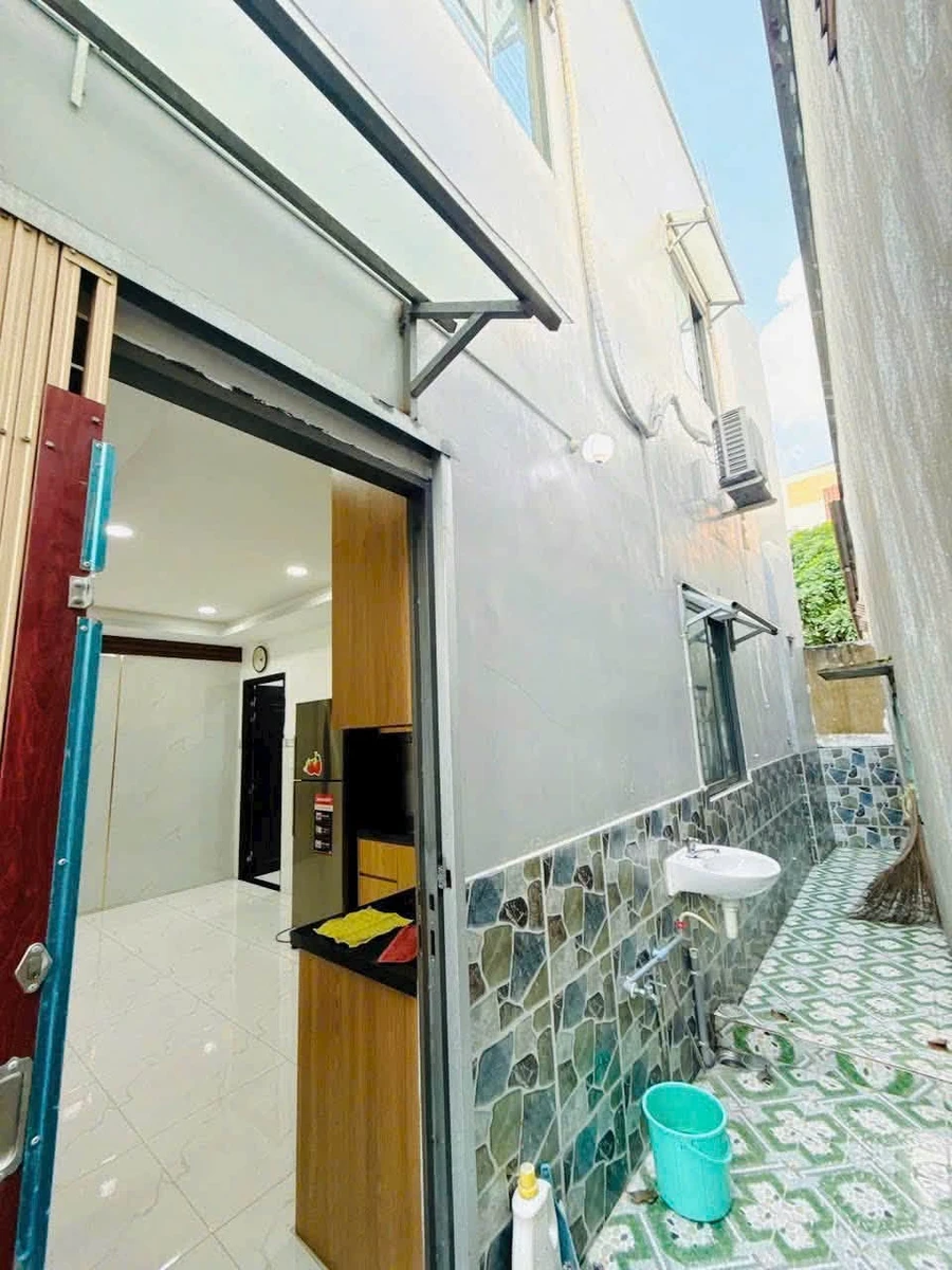Bán nhà 4 phòng ngủ 77m² Âu Dương Lân Quận 8, giá 6.58 tỷ - Ảnh thu nhỏ 2
