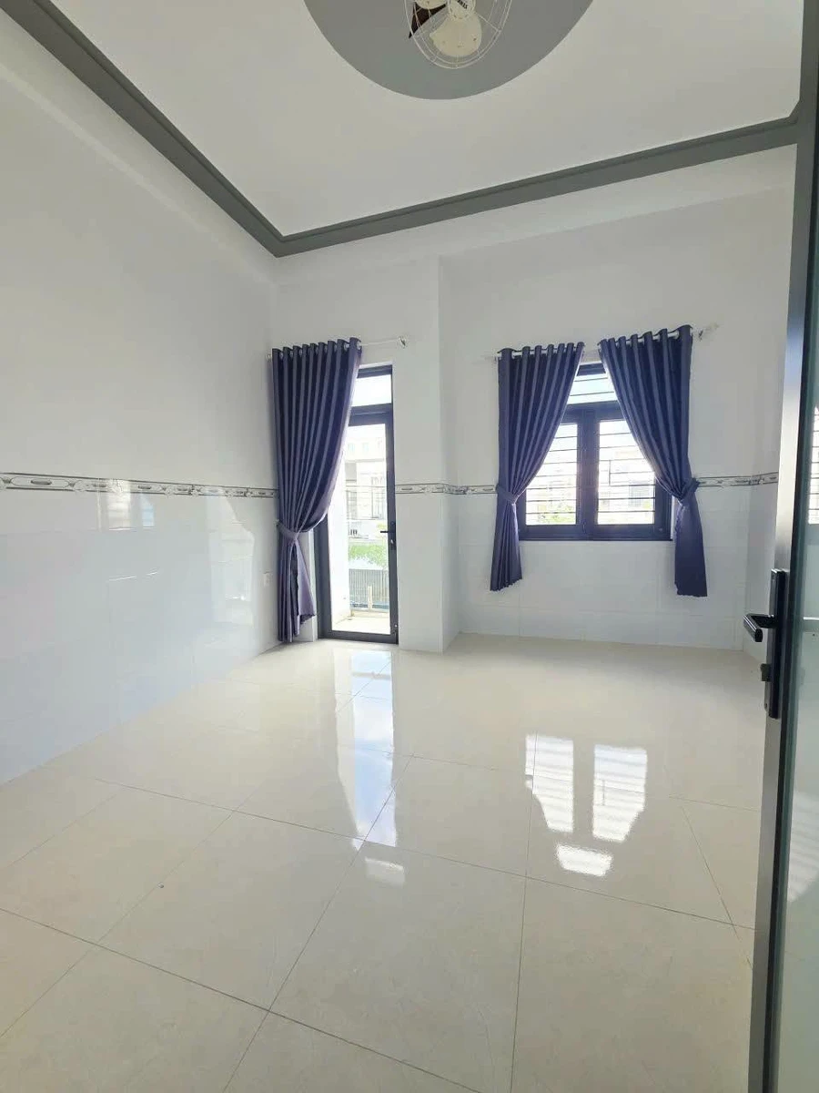 Bán nhà mặt tiền 3 tầng 42,75m² Quy Nhơn 3 tỷ - Ảnh thu nhỏ 4