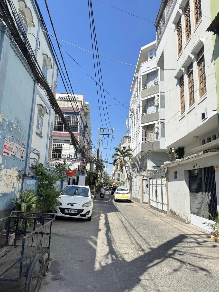 Bán nhà 4 tầng mặt tiền Bạch Đằng, Bình Thạnh, 50m² – 9.29 tỷ - Ảnh thu nhỏ 2